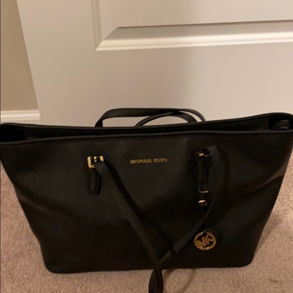 Michael Kors Jet Set Travel  Leather Tote